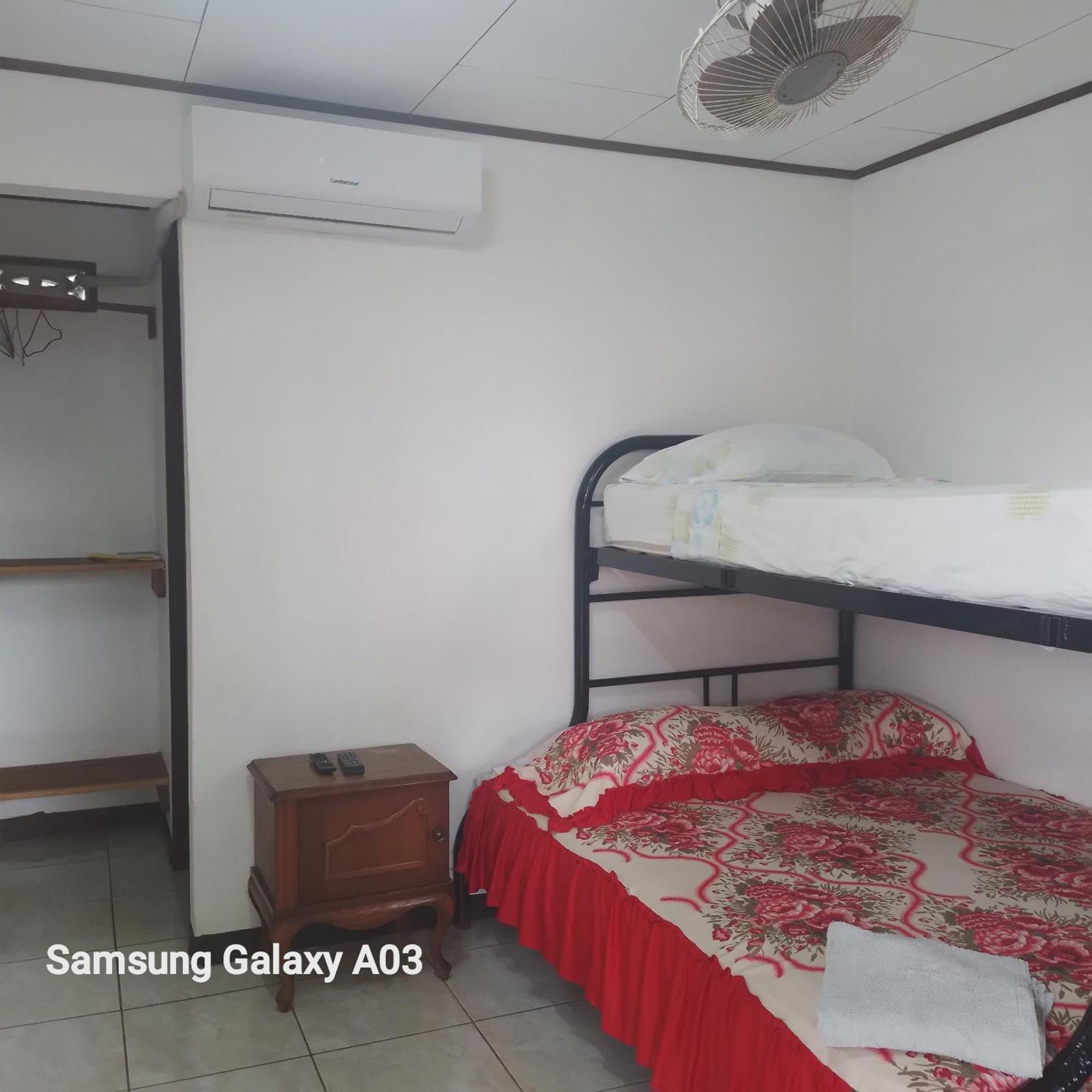Cabinas Smith 2 까위따 외부 사진
